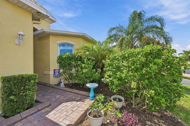 704 CHIPPER DRIVE, Sun City Center, FL 33573