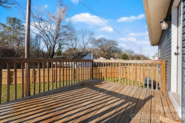 905 W 6th Avenue B Avenue, Gastonia, NC 28052