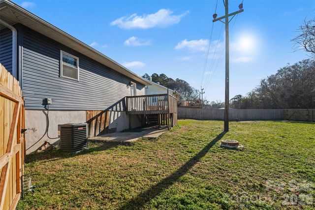 905 W 6th Avenue B Avenue, Gastonia, NC 28052