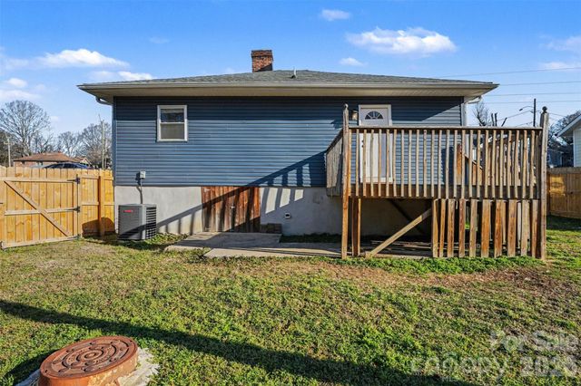 905 W 6th Avenue B Avenue, Gastonia, NC 28052