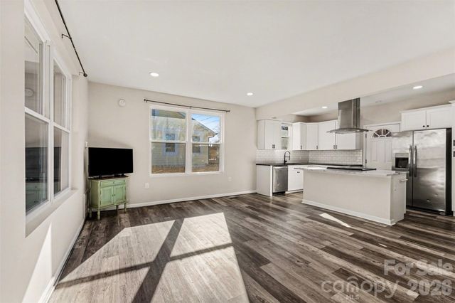 905 W 6th Avenue B Avenue, Gastonia, NC 28052