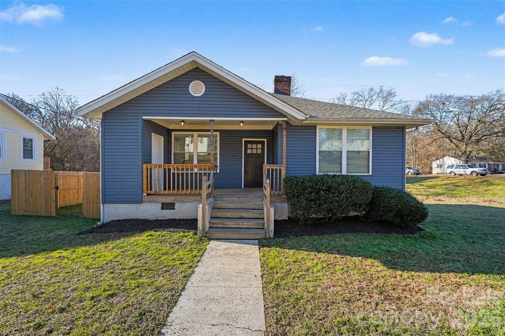 905 W 6th Avenue B Avenue, Gastonia, NC 28052