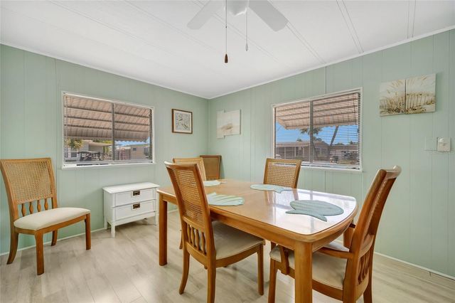 110 E SAINT LUCIA LOOP, Apollo Beach, FL 33572