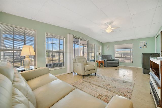 110 E SAINT LUCIA LOOP, Apollo Beach, FL 33572