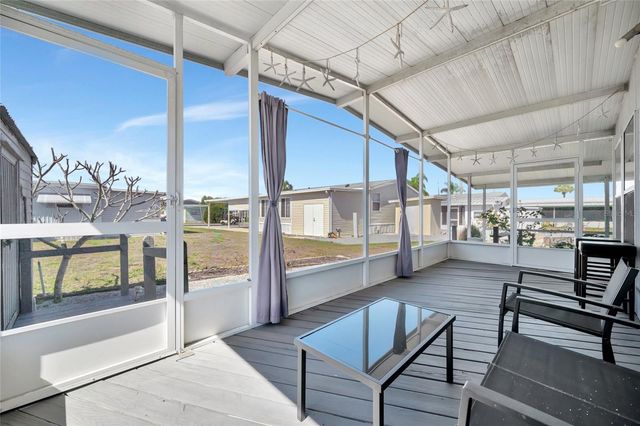 110 E SAINT LUCIA LOOP, Apollo Beach, FL 33572