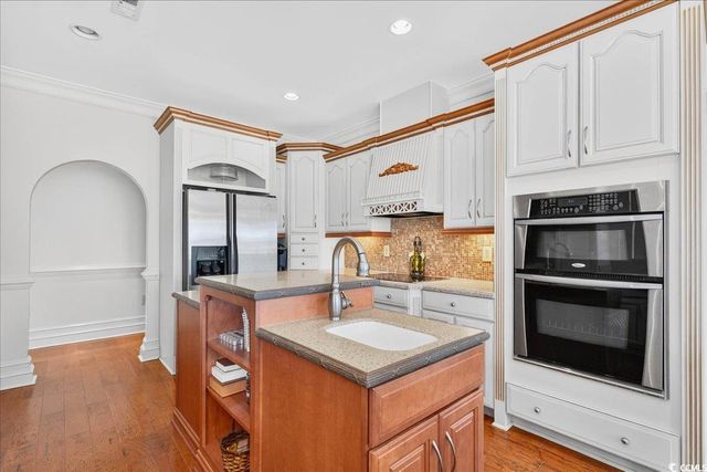 1019 Ridgewood Dr., North Myrtle Beach, SC 29582