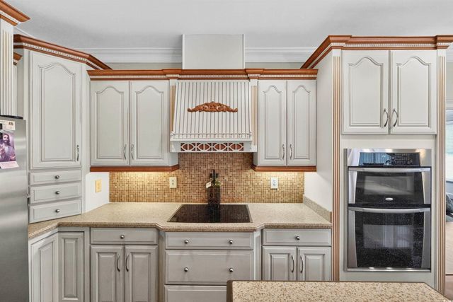 1019 Ridgewood Dr., North Myrtle Beach, SC 29582