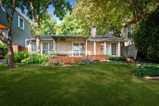 9219 E Lake Highlands Drive, Dallas, TX 75218