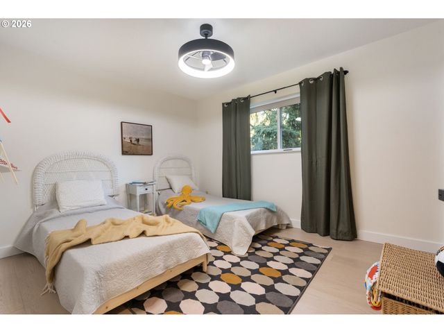 7190 Sw 142nd Ave, Beaverton, OR 97008