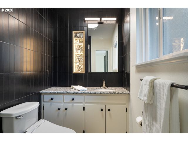 7190 Sw 142nd Ave, Beaverton, OR 97008