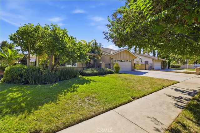 15444 Marilla Street, North Hills, CA 91343