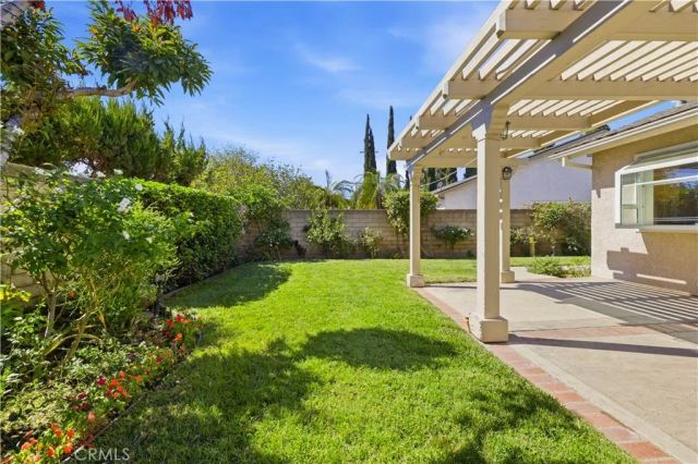 15444 Marilla Street, North Hills, CA 91343