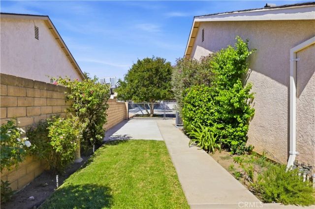 15444 Marilla Street, North Hills, CA 91343