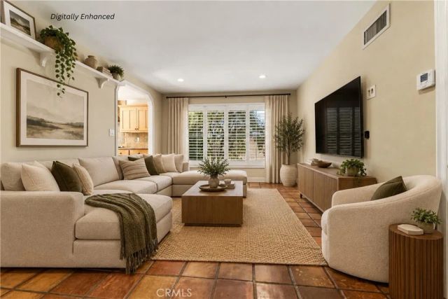 15444 Marilla Street, North Hills, CA 91343