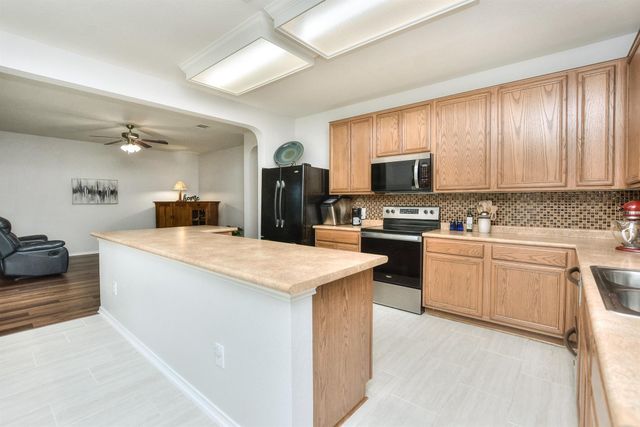 4913 Woodstock DR, Georgetown, TX 78633