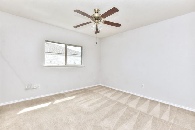 4913 Woodstock DR, Georgetown, TX 78633