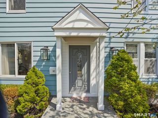 91 Clovelly Road, Stamford, CT 06902