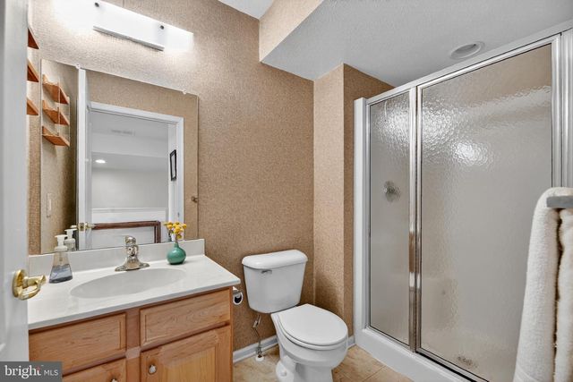 8 STARLING CT, West Deptford, NJ 08086