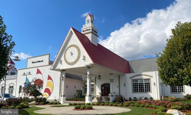 8 STARLING CT, West Deptford, NJ 08086