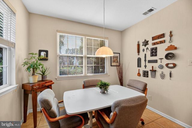 8 STARLING CT, West Deptford, NJ 08086