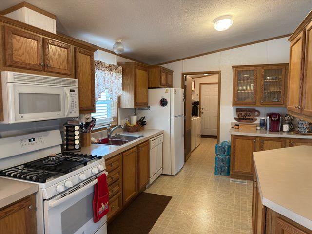 2073 Sunset Lane, Belvidere, IL 61008