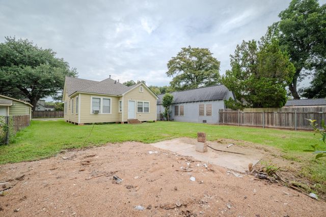 604 Abell Street, Wharton, TX 77488