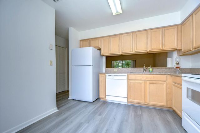 13937 FLETCHERS MILL DRIVE, Tampa, FL 33613