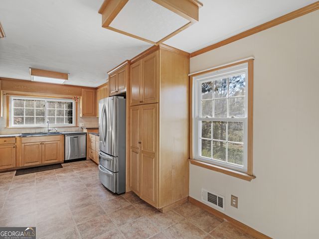 434 Lees Lake Road, Fayetteville, GA 30214