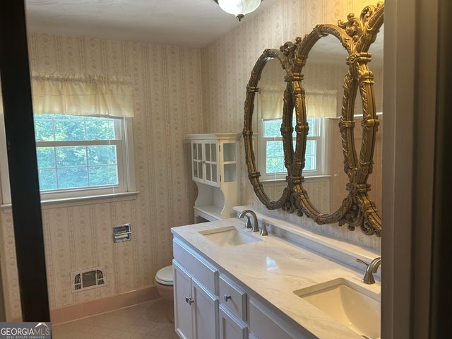 434 Lees Lake Road, Fayetteville, GA 30214