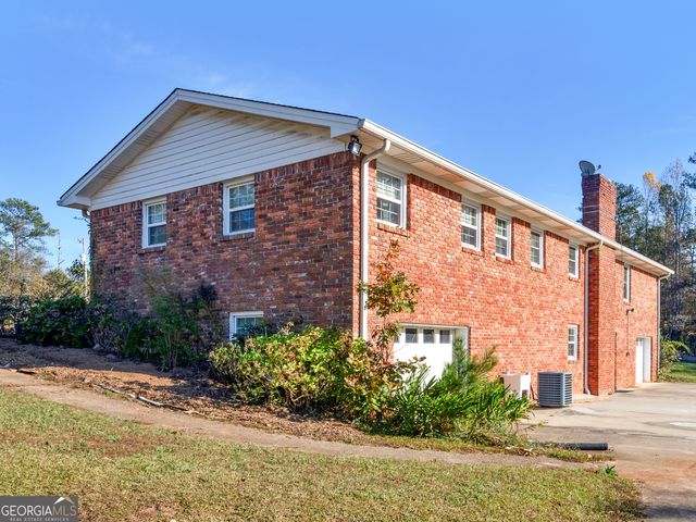 434 Lees Lake Road, Fayetteville, GA 30214