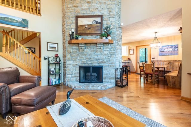 9002 E Agate Avenue, Nashville, IN 47448