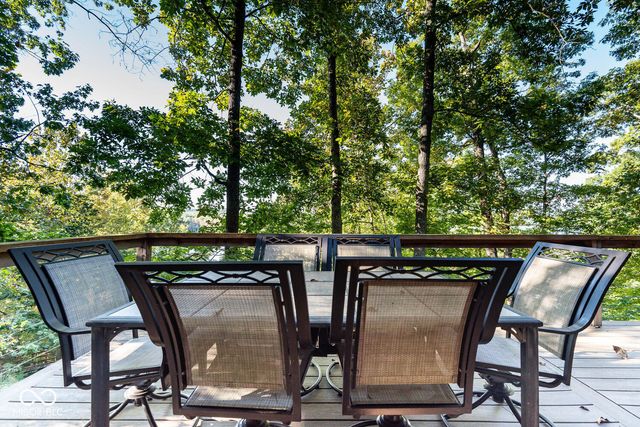 9002 E Agate Avenue, Nashville, IN 47448