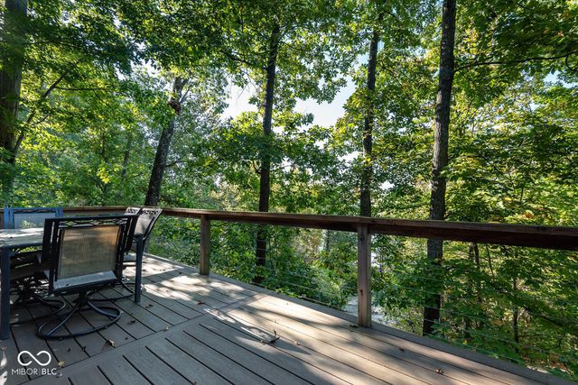 9002 E Agate Avenue, Nashville, IN 47448