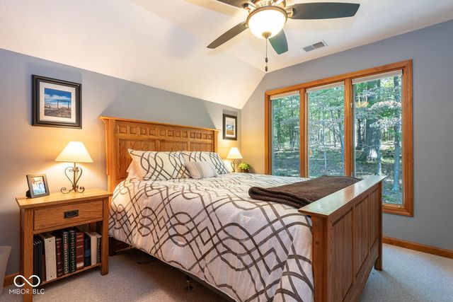 9002 E Agate Avenue, Nashville, IN 47448