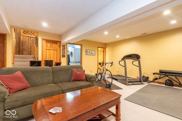 9002 E Agate Avenue, Nashville, IN 47448