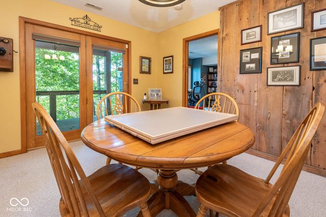 9002 E Agate Avenue, Nashville, IN 47448