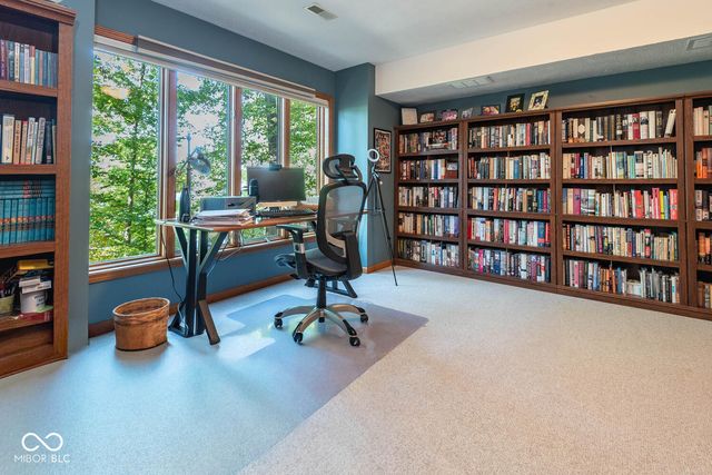 9002 E Agate Avenue, Nashville, IN 47448