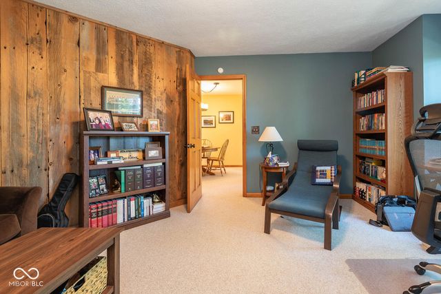 9002 E Agate Avenue, Nashville, IN 47448