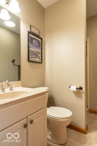 9002 E Agate Avenue, Nashville, IN 47448