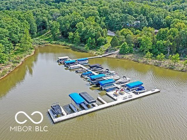 9002 E Agate Avenue, Nashville, IN 47448