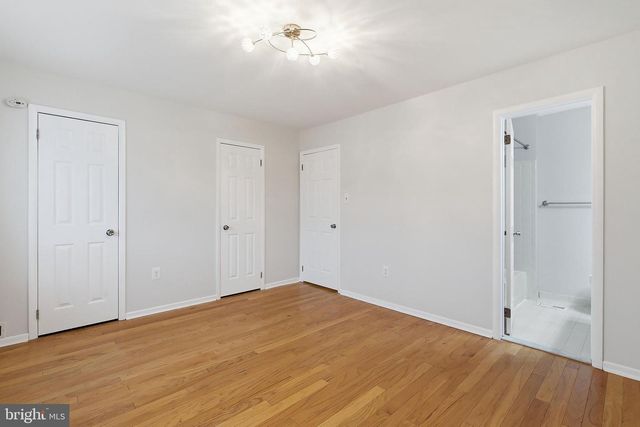 60 HAMPSHIRE DR, Plainsboro, NJ 08536