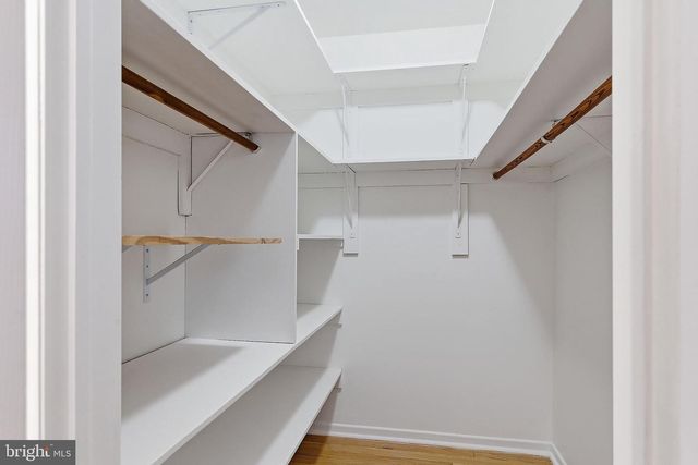 60 HAMPSHIRE DR, Plainsboro, NJ 08536