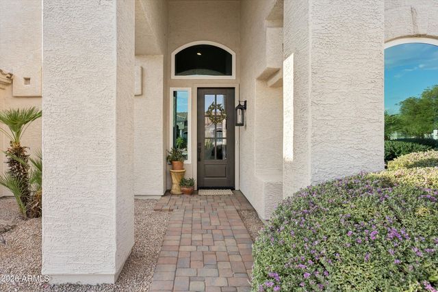 5450 E HELENA Drive, Scottsdale, AZ 85254