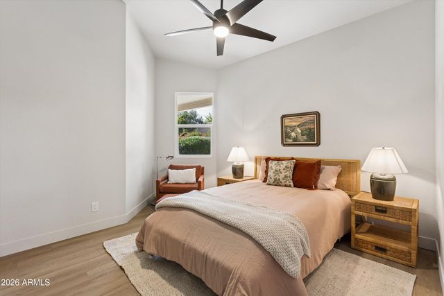 5450 E HELENA Drive, Scottsdale, AZ 85254