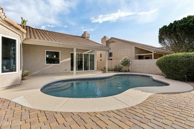 5450 E HELENA Drive, Scottsdale, AZ 85254