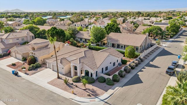 5450 E HELENA Drive, Scottsdale, AZ 85254