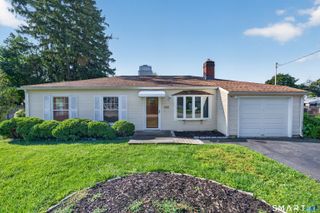 105 Bear Paw Road, Bridgeport, CT 06606