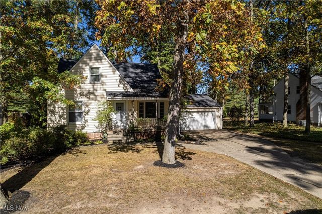 27320 Langale Road, Westlake, OH 44145