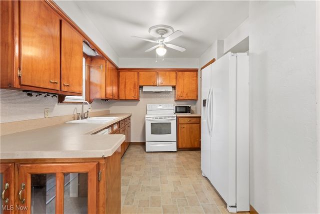 27320 Langale Road, Westlake, OH 44145