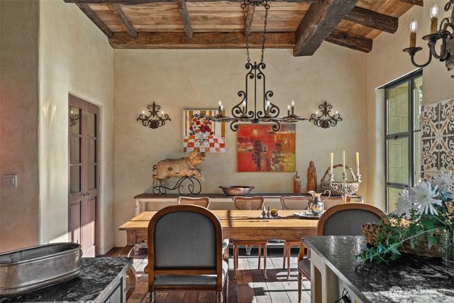 11008 N Deer Drive, Woodway, WA 98020